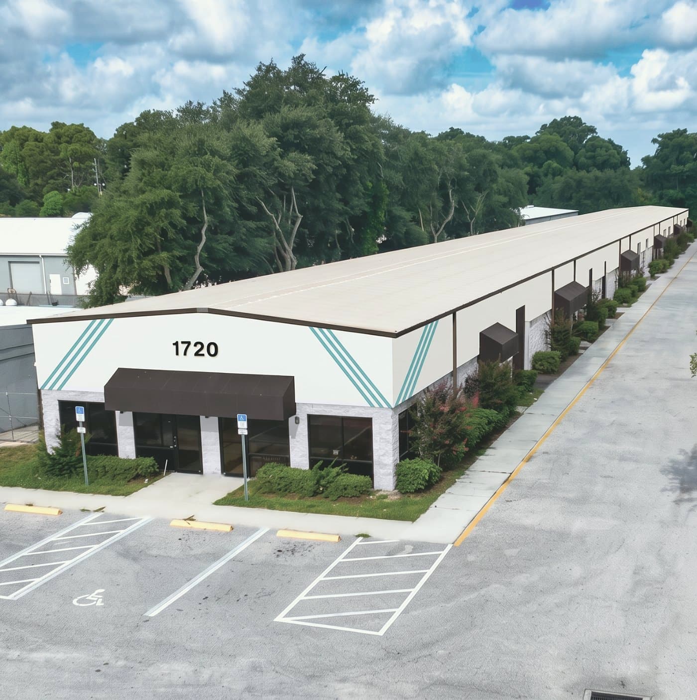 1720 N Goldenrod Road in Orlando, FL, a multi-tenant small-bay industrial building
